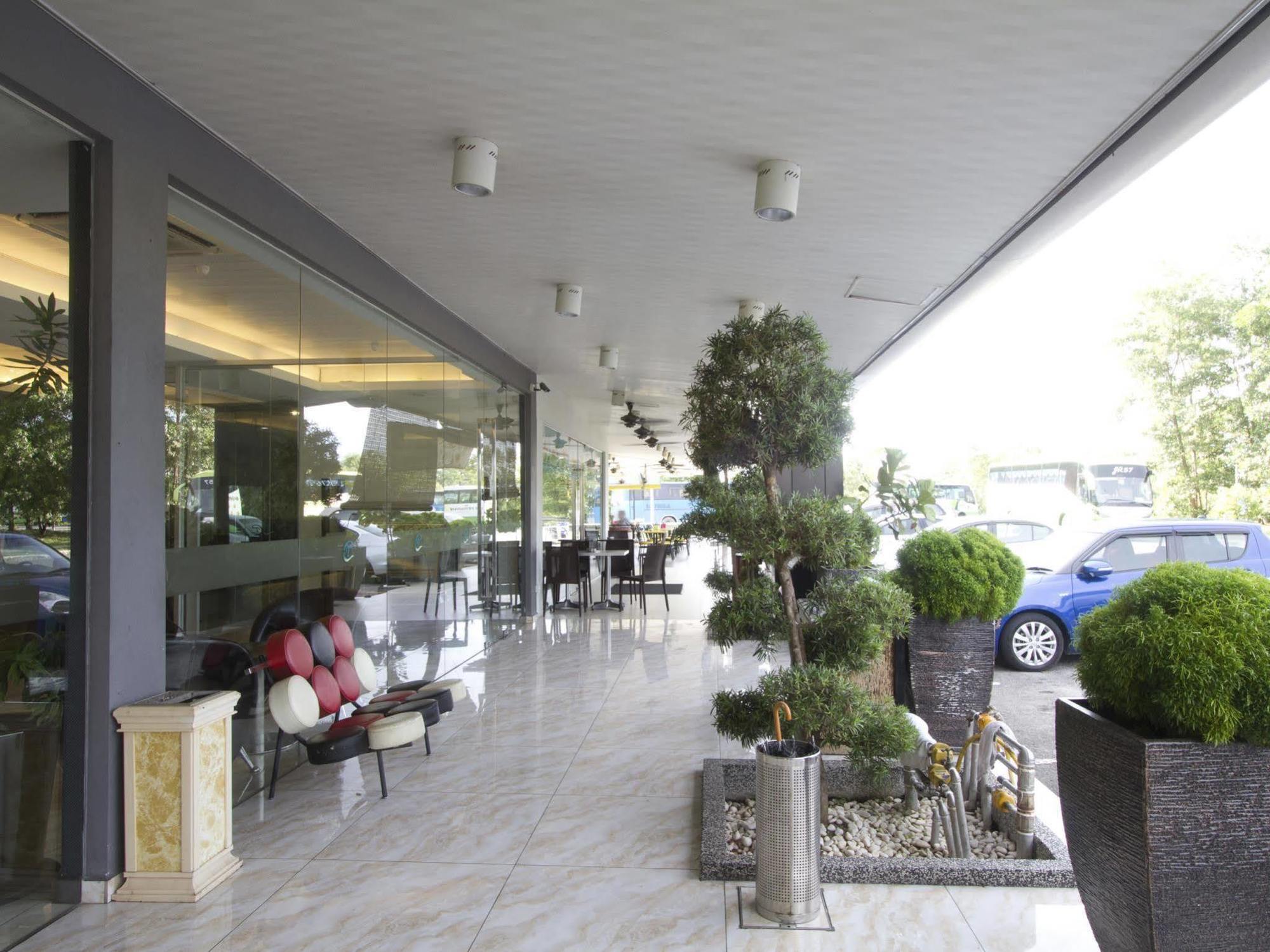 Nusa Ct 3* Johor Bahru
